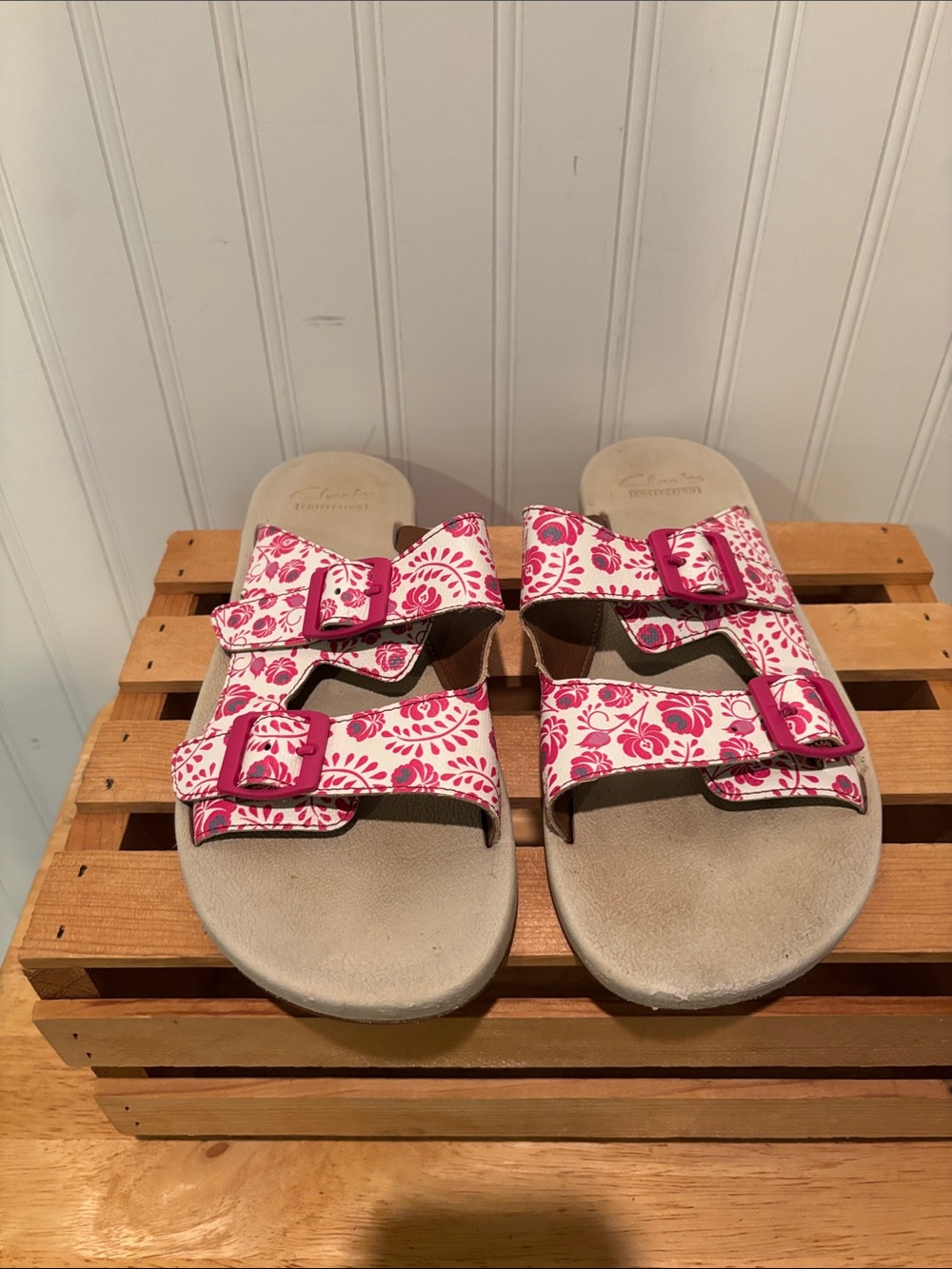 Clarks Women’s Paylor  Myra Floral Double-Buckle Slide Sandals Size 10